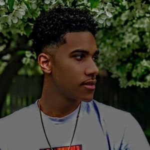 Meet your Posher, Marcus